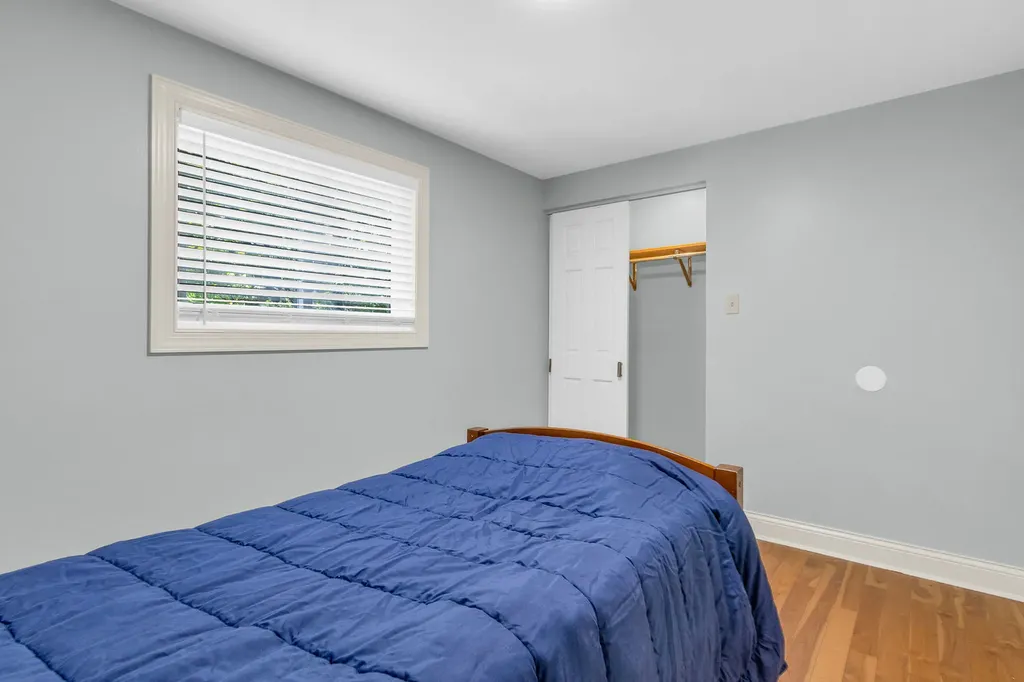 18w266 Knollwood Lane Villa Park IL 60181