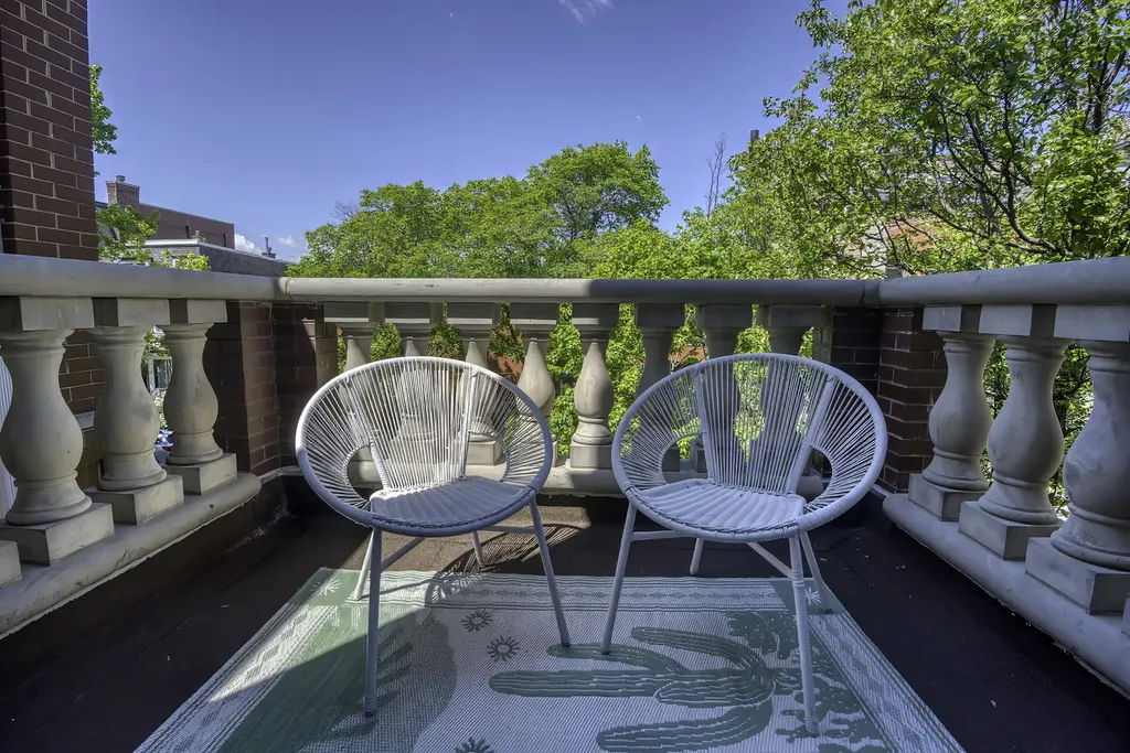 2743 North Dayton Street Chicago IL 60614