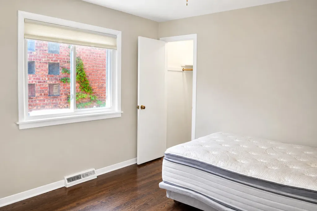 10941 South Kedzie Avenue Chicago IL 60655