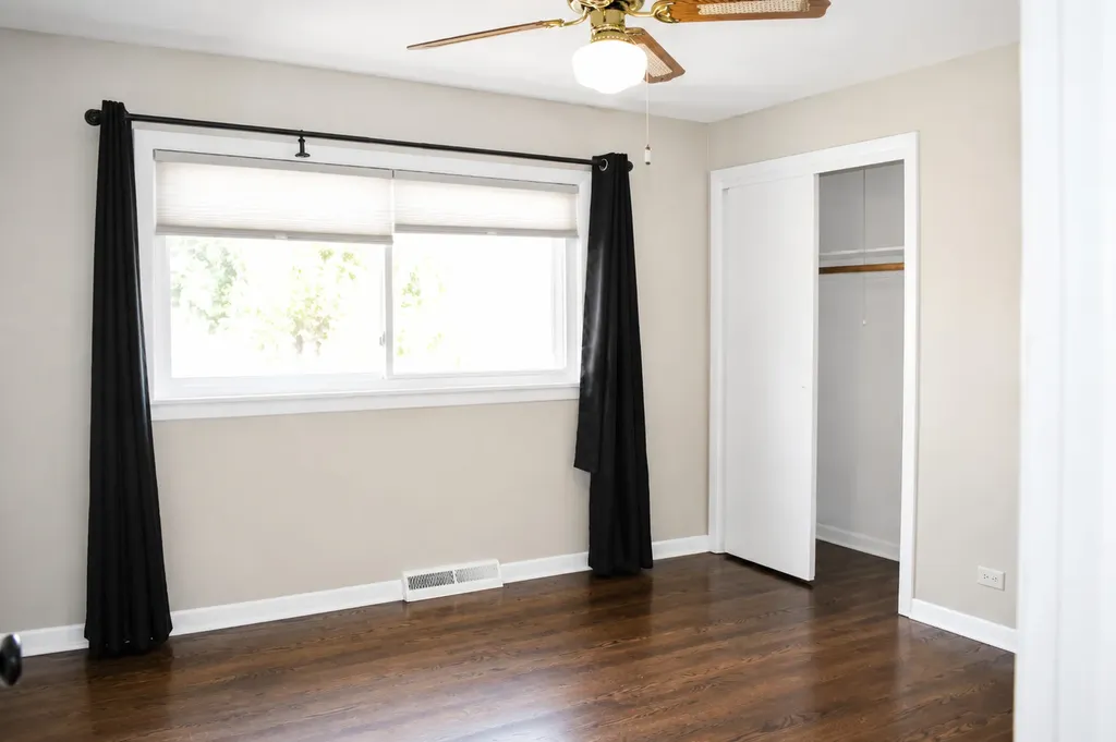 10941 South Kedzie Avenue Chicago IL 60655