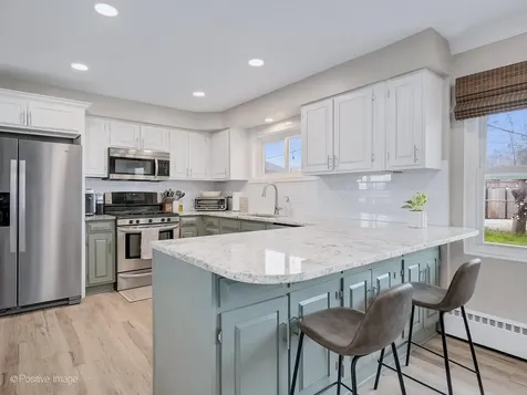 657 West Armitage Avenue Elmhurst IL 60126