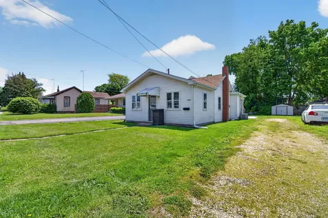 111 Buchanan Street Morris IL 60450