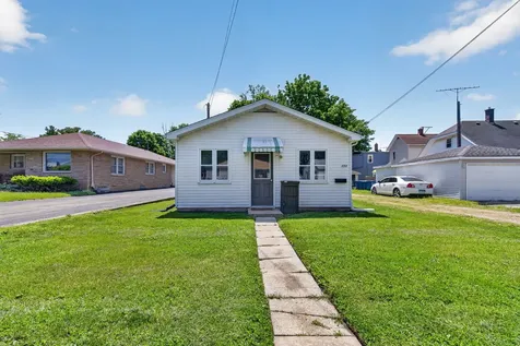 111 Buchanan Street Morris IL 60450