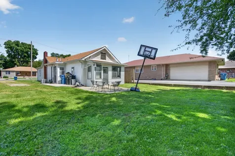111 Buchanan Street Morris IL 60450