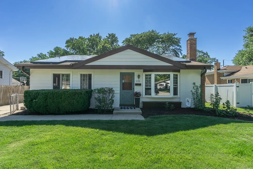 508 North Addison Road Villa Park IL 60181