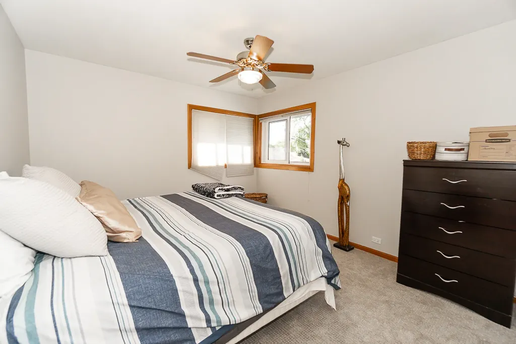 508 North Addison Road Villa Park IL 60181