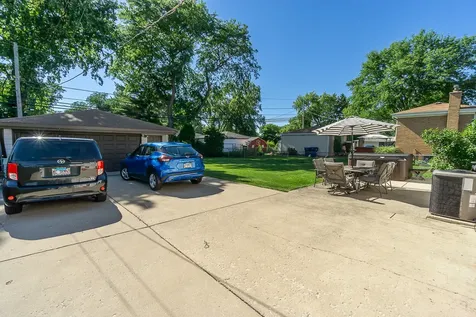 508 North Addison Road Villa Park IL 60181