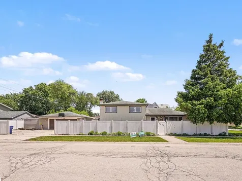 5858 West 88th Place Oak Lawn IL 60453