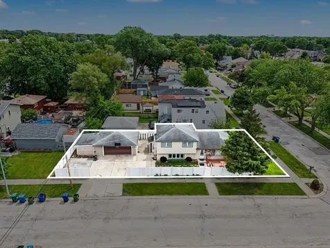 5858 West 88th Place Oak Lawn IL 60453