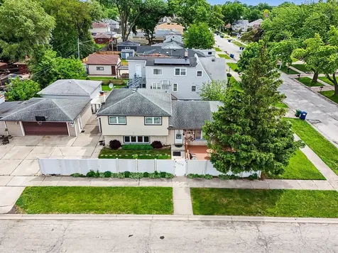5858 West 88th Place Oak Lawn IL 60453