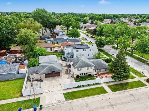 5858 West 88th Place Oak Lawn IL 60453
