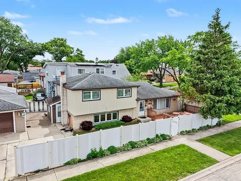 5858 West 88th Place Oak Lawn IL 60453