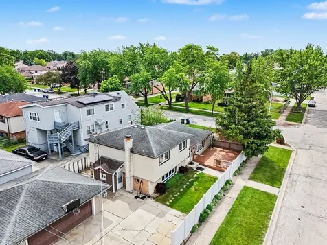 5858 West 88th Place Oak Lawn IL 60453