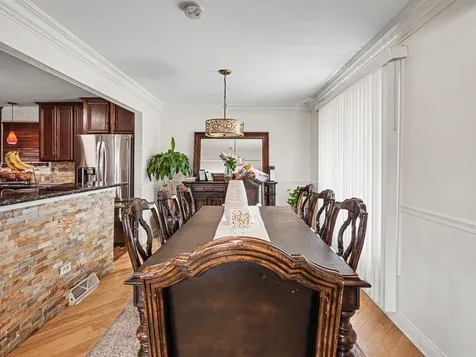 5858 West 88th Place Oak Lawn IL 60453
