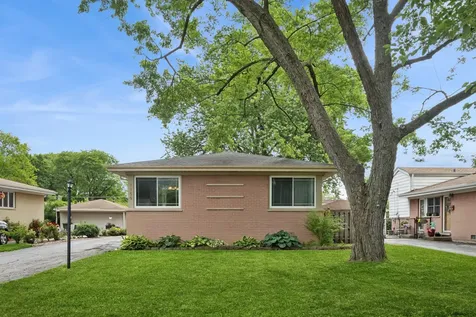 1159 South Mitchell Avenue Arlington Heights IL 60005