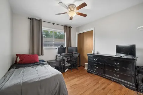1159 South Mitchell Avenue Arlington Heights IL 60005