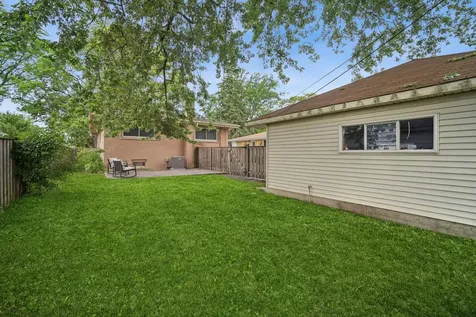1159 South Mitchell Avenue Arlington Heights IL 60005