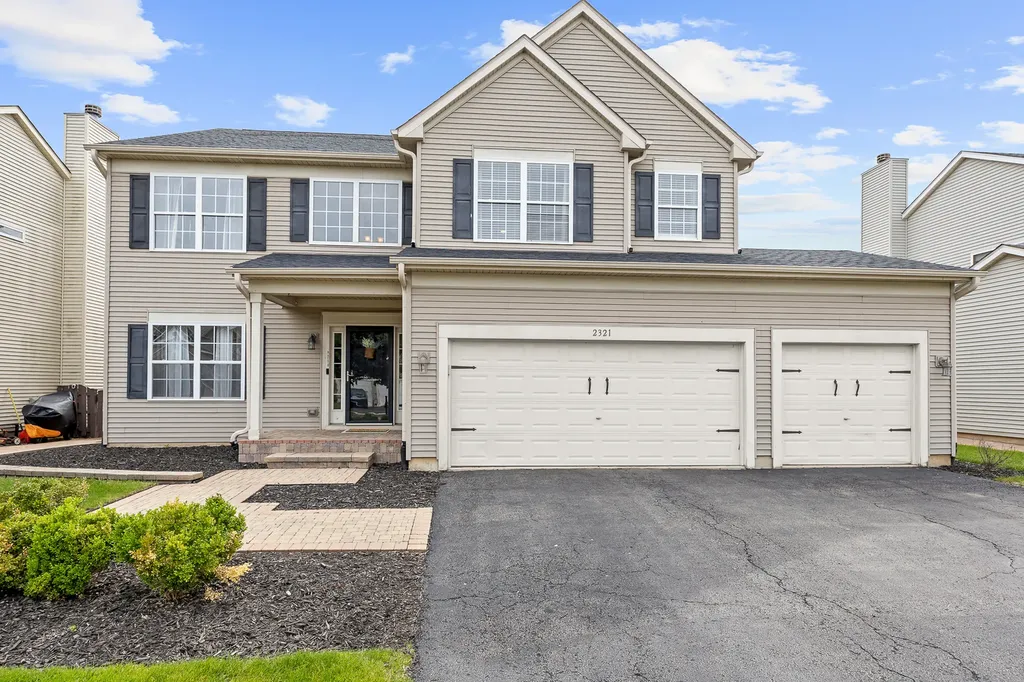 2321 Amsterdam Circle Montgomery IL 60538