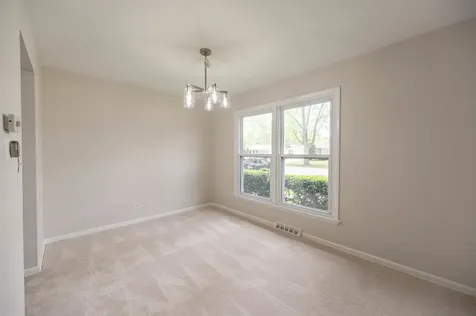 1722 West Pheasant Trail Mount Prospect IL 60056