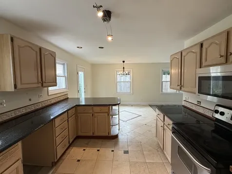 117 East Elm Street Wheaton IL 60189