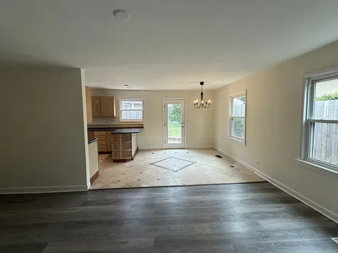 117 East Elm Street Wheaton IL 60189