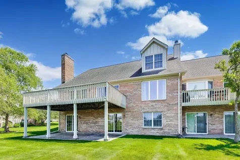 1049 Plantain Court Crystal Lake IL 60014
