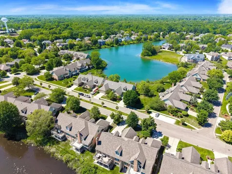 1049 Plantain Court Crystal Lake IL 60014