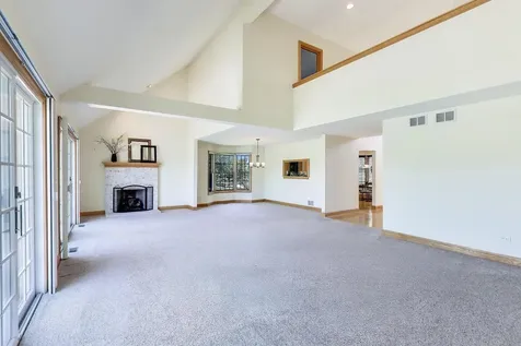 1049 Plantain Court Crystal Lake IL 60014