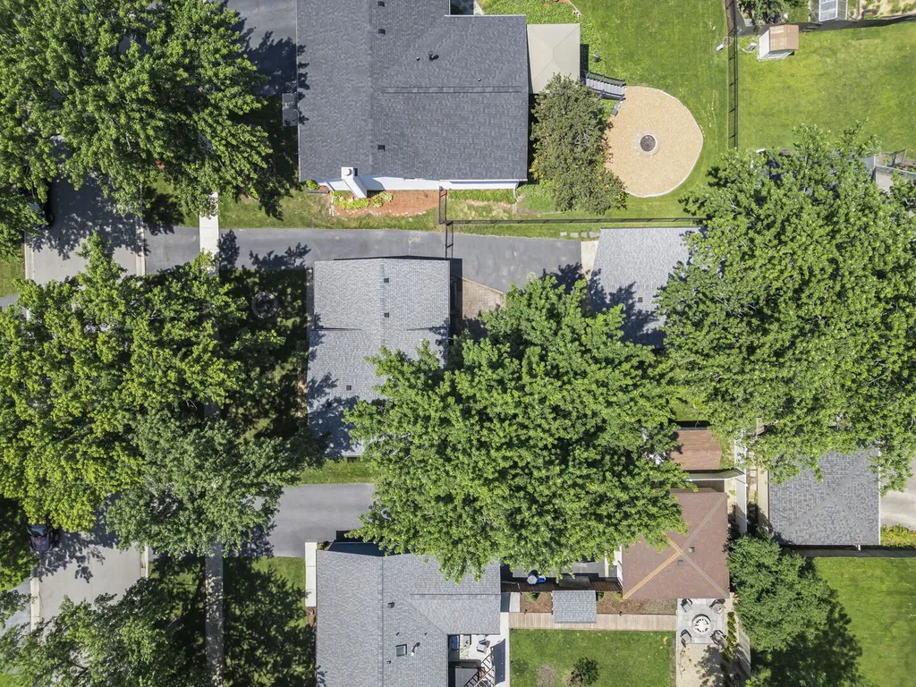 122 Grady Drive Bolingbrook IL 60440