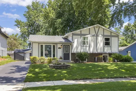 122 Grady Drive Bolingbrook IL 60440