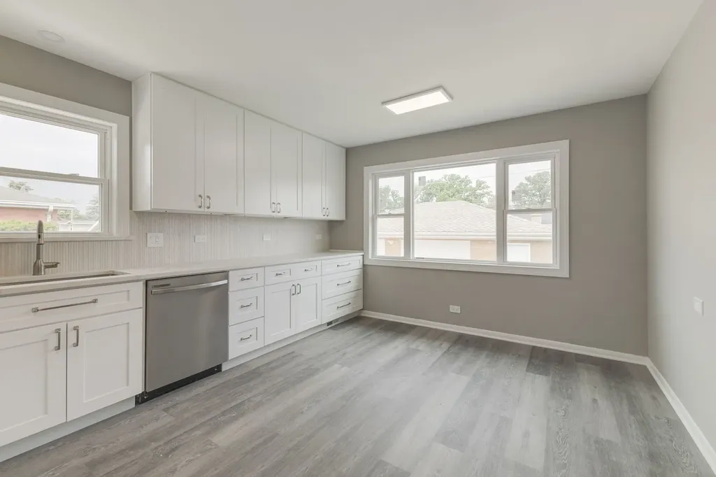 9120 26TH Place Brookfield IL 60513