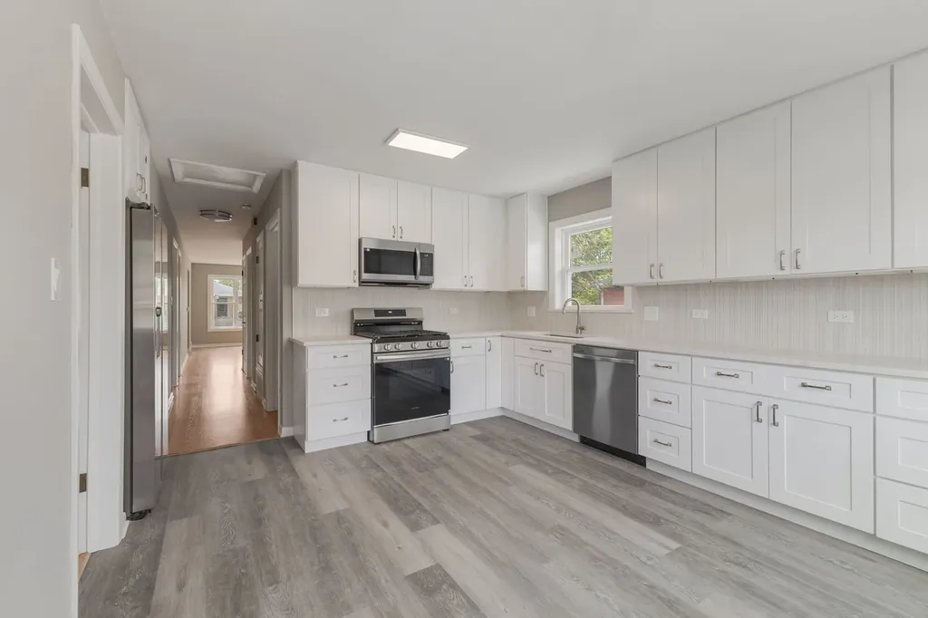 9120 26TH Place Brookfield IL 60513
