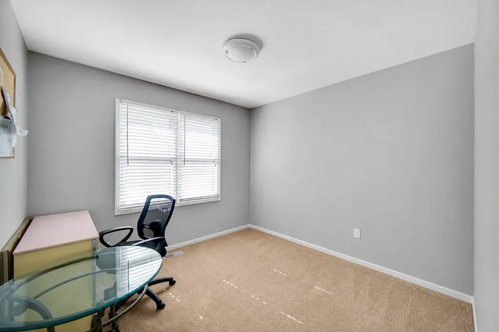5307 Catclaw Court Naperville IL 60564