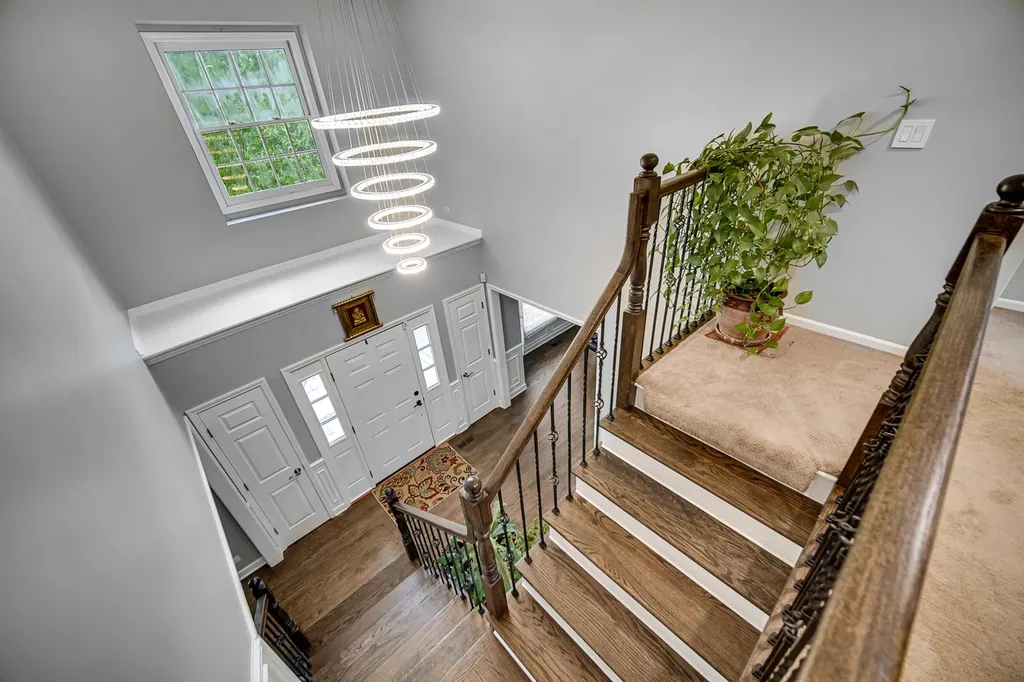 5307 Catclaw Court Naperville IL 60564