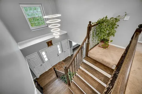 5307 Catclaw Court Naperville IL 60564