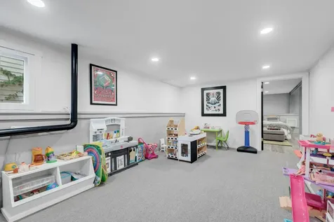 2323 Grey Avenue Evanston IL 60201