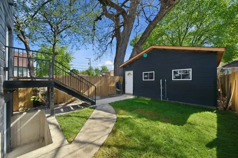 939 North Harding Avenue Chicago IL 60651