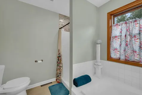 1622 Holiday Drive Lake Holiday IL 60548
