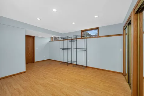 1622 Holiday Drive Lake Holiday IL 60548