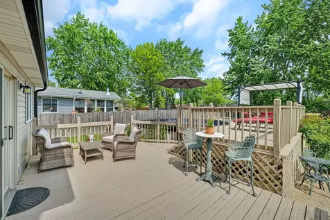 1622 Holiday Drive Lake Holiday IL 60548