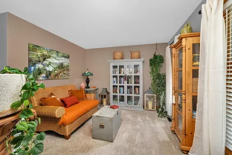 1622 Holiday Drive Lake Holiday IL 60548