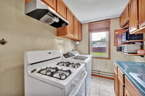 7936 South Nashville Avenue Burbank IL 60459
