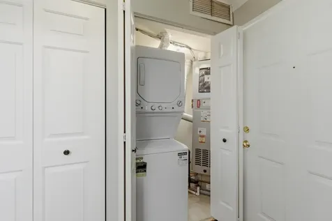 207 West Jennifer Lane Palatine IL 60067