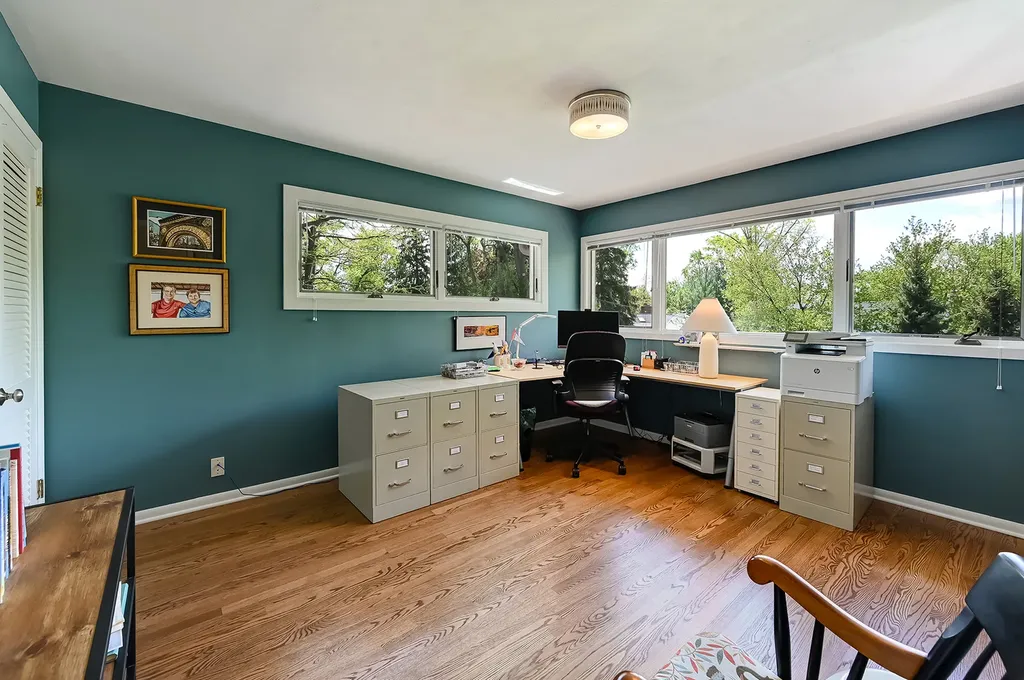629 West Elm Street Wheaton IL 60189