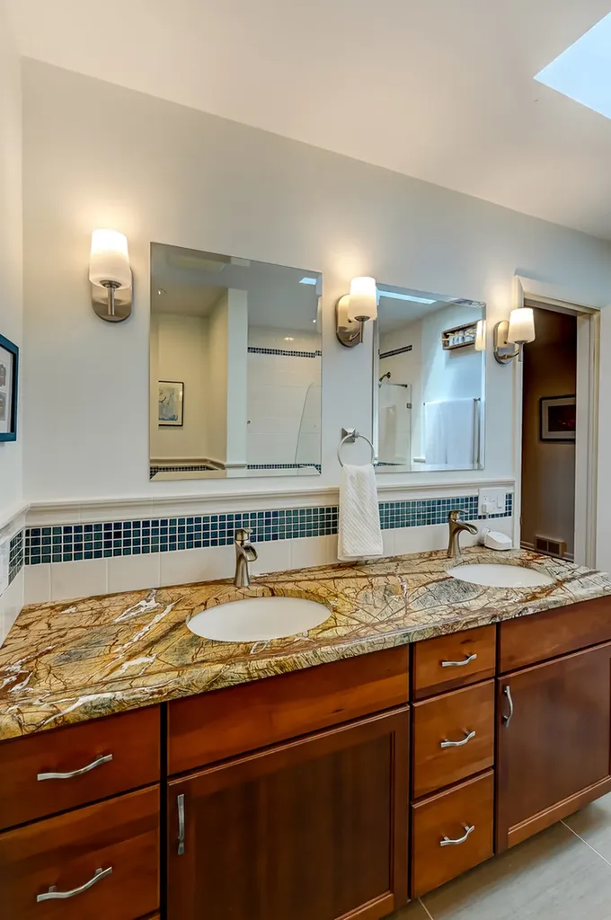 629 West Elm Street Wheaton IL 60189
