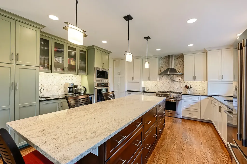 629 West Elm Street Wheaton IL 60189