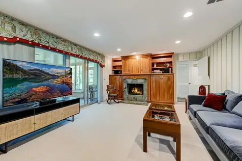 629 West Elm Street Wheaton IL 60189