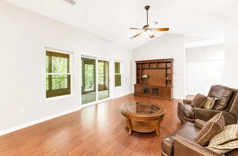 1002 2ND Street Court Moline IL 61265