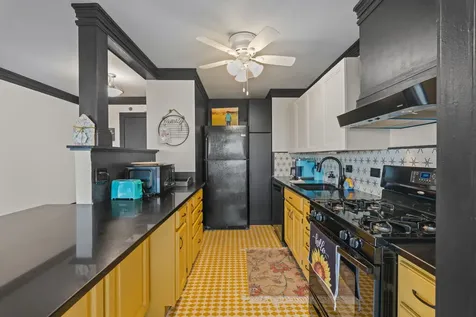 1800 7TH Street East Moline IL 61244