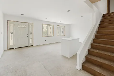 618 Barron Boulevard Grayslake IL 60030